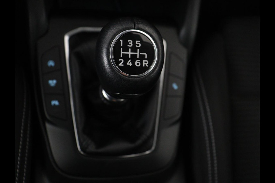 Ford Focus 1.0 EcoBoost Hybrid Titanium Style | Stoelverwarming | Camera | Carplay | Stuurverwarming | Navigatie | Full LED | Park Assist | Climate control | Bluetooth | Cruise control