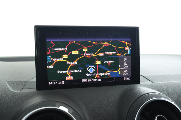 Audi Q2 30 TFSI Sport S-line! Leer, Alles in kleur!