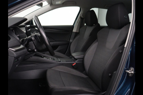 Škoda Octavia 1.4 TSI iV PHEV Business Edition | SOH 91% | Adaptive cruise | Stuurverwarming | Carplay | Navigatie | Parkeerhulp | Full LED | Climate control | Digital Cockpit | Bluetooth | Plug In