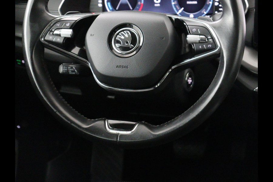 Škoda Octavia 1.4 TSI iV PHEV Business Edition | SOH 91% | Adaptive cruise | Stuurverwarming | Carplay | Navigatie | Parkeerhulp | Full LED | Climate control | Digital Cockpit | Bluetooth | Plug In