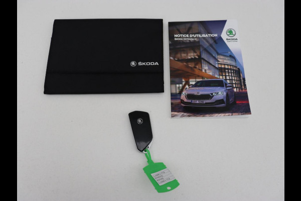 Škoda Octavia 1.4 TSI iV PHEV Business Edition | SOH 91% | Adaptive cruise | Stuurverwarming | Carplay | Navigatie | Parkeerhulp | Full LED | Climate control | Digital Cockpit | Bluetooth | Plug In