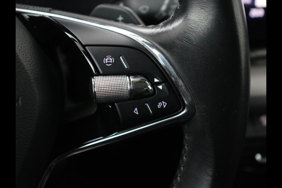 Škoda Octavia 1.4 TSI iV PHEV Business Edition | SOH 91% | Adaptive cruise | Stuurverwarming | Carplay | Navigatie | Parkeerhulp | Full LED | Climate control | Digital Cockpit | Bluetooth | Plug In