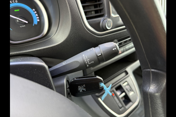 Peugeot e-Expert 75kWh L3H1 330km WLTP 92.9% (SOH) 136PK Snelladen Dubbele Schuif Carplay Climate Control Camera Cruise Control Parkeersensoren