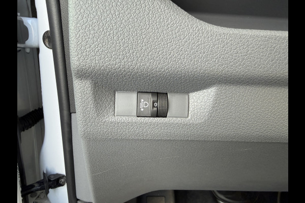 Peugeot e-Expert 75kWh L3H1 330km WLTP 92.9% (SOH) 136PK Snelladen Dubbele Schuif Carplay Climate Control Camera Cruise Control Parkeersensoren