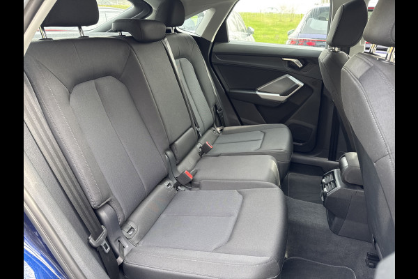 Audi Q3 Sportback 45 TFSI e 245PK BUSINESS EDITION CARPLAY/ACC/STUURVERW.