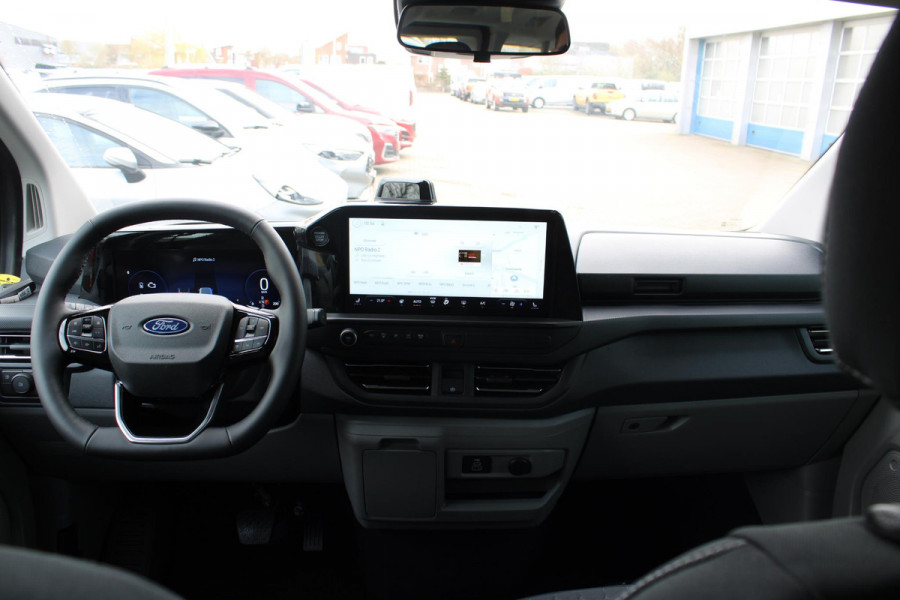 Ford Transit Custom 340 2.5 PHEV L2H1 Limited 233pk | Kombi | Incl. BTW/BPM | Dubbele zijschuifdeur | Privacy Glass | Inklapbare trekhaak | 17 inch lichtmetalen velgen | Driver Assistance Pack Premium | Verwarmbaar stuurwiel