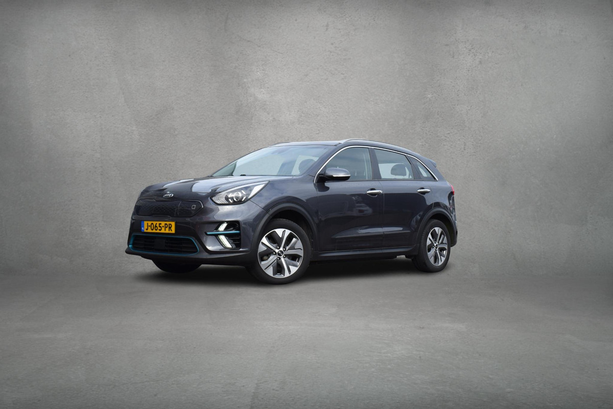 Kia e-Niro DynamicLine 64 kWh | 3 Fase | Navi | Carplay | 17"| Stoelverwarming | Climate