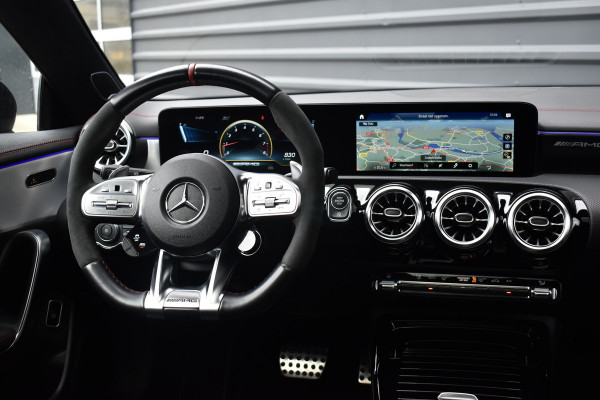 Mercedes-Benz CLA-Klasse AMG 45 S 4MATIC+ 421pk Shooting Brake | Pano | ACC | Burmester | 360 Camera | Multibeam LED | AMG Night Pack |