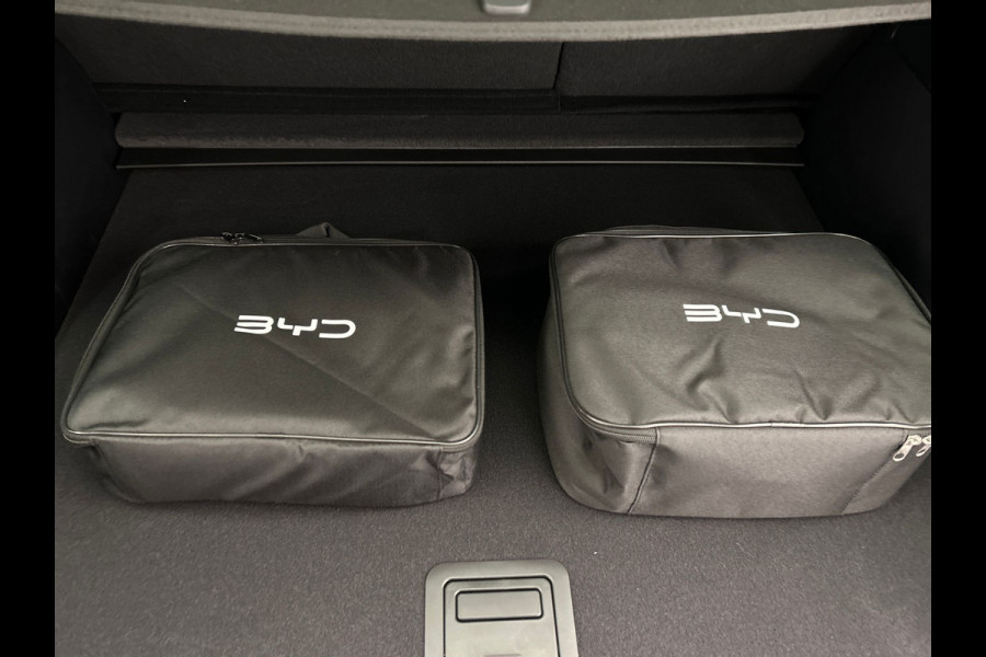 BYD SEAL U 1.5 DM-i FWD Boost PHEV 218PK Pano/Dak, Head/Up Adapt.Cruise/Control,360-Camera, NEW, BTW!!