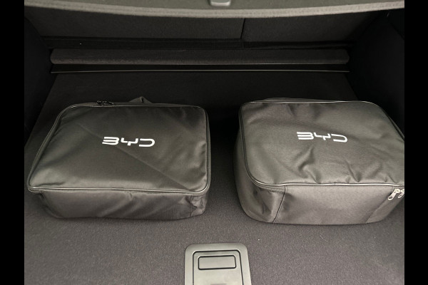 BYD SEAL U 1.5 DM-i FWD Boost PHEV 218PK Pano/Dak, Head/Up Adapt.Cruise/Control,360-Camera, NEW, BTW!!