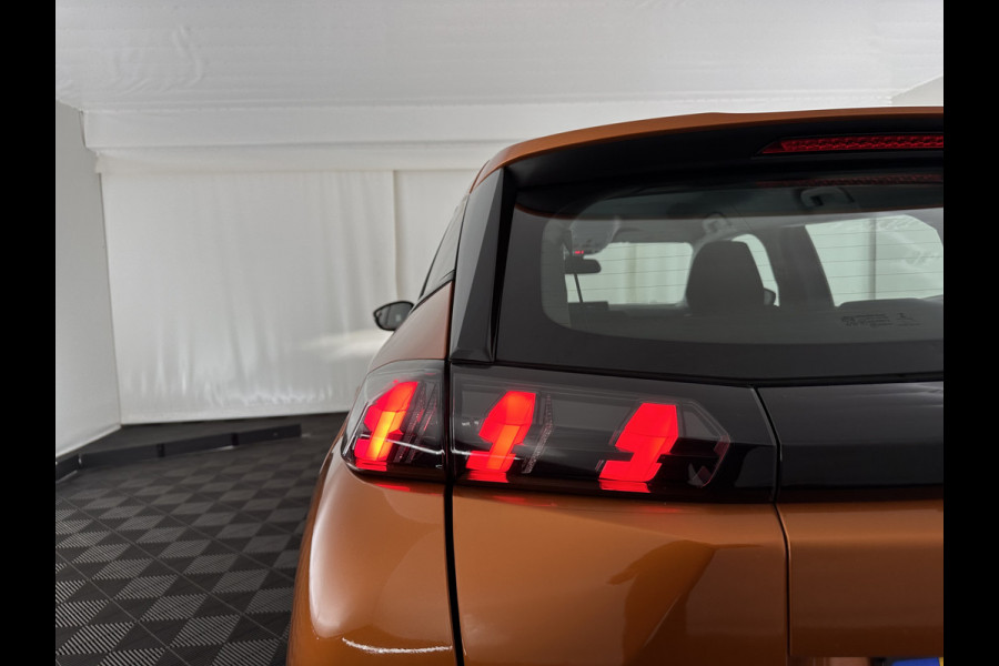 Peugeot 2008 1.2 PureTech Blue Lease Active (INCL-BTW) Aut. *FULL-LED | NAVI-FULLMAP | DIGI-COCKPIT | HEATED-SPORTSEATS | CAMERA | SHIFTPADDLES | ECC | PDC | CRUISE | CARPLAY  | TOWBAR | 16"ALU*