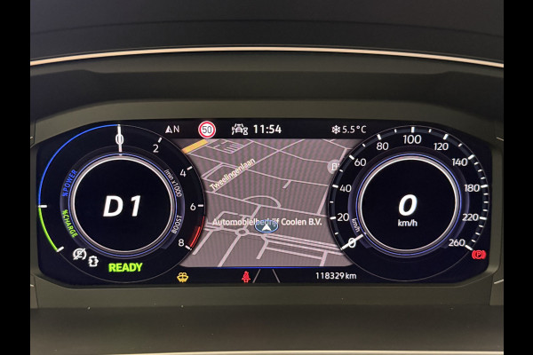 Volkswagen Tiguan 1.4 TSI eHybrid R-Line Business+ PDC NAVI ACC IQ Light Panoramadak