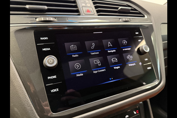 Volkswagen Tiguan 1.4 TSI eHybrid R-Line Business+ PDC NAVI ACC IQ Light Panoramadak