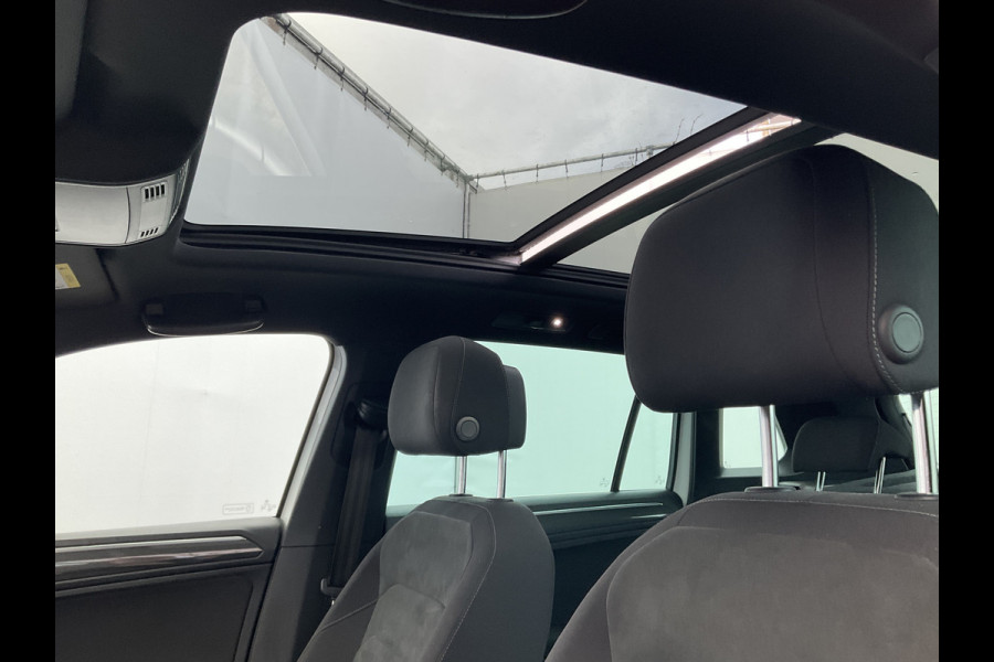 Volkswagen Tiguan 1.5 TSI R-Line Business Pano Carplay Massage Stoelverw Adap.Cruise Digitaal Vol opties!
