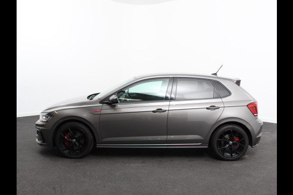 Volkswagen Polo 2.0 TSI GTI 200 PK | Navigatie | Climate control | Adaptieve cruise control | Digital dashboard | Parkeersensoren | Camera | Stoelverwarming | Apple Carplay/ Android Auto | LED | Lichtmetalen velgen