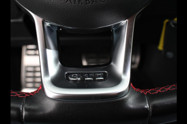 Volkswagen Polo 2.0 TSI GTI 200 PK | Navigatie | Climate control | Adaptieve cruise control | Digital dashboard | Parkeersensoren | Camera | Stoelverwarming | Apple Carplay/ Android Auto | LED | Lichtmetalen velgen