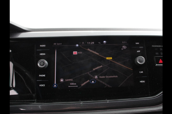 Volkswagen Polo 2.0 TSI GTI 200 PK | Navigatie | Climate control | Adaptieve cruise control | Digital dashboard | Parkeersensoren | Camera | Stoelverwarming | Apple Carplay/ Android Auto | LED | Lichtmetalen velgen
