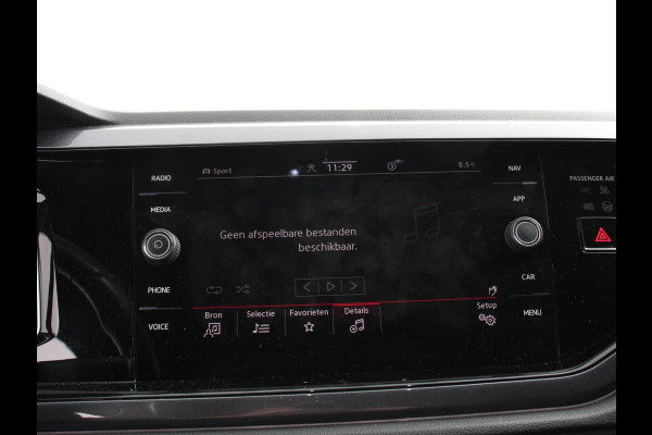 Volkswagen Polo 2.0 TSI GTI 200 PK | Navigatie | Climate control | Adaptieve cruise control | Digital dashboard | Parkeersensoren | Camera | Stoelverwarming | Apple Carplay/ Android Auto | LED | Lichtmetalen velgen