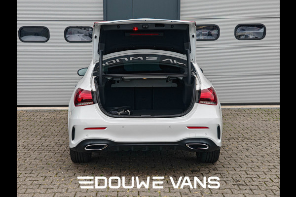 Mercedes-Benz A-Klasse 250e Sedan AMG Panorama Memory Night Pakket Ambienteverlich. Multibeam LED VOL