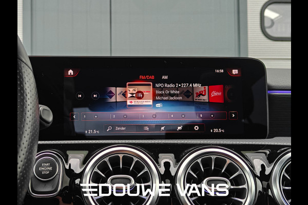 Mercedes-Benz A-Klasse 250e Sedan AMG Panorama Memory Night Pakket Ambienteverlich. Multibeam LED VOL