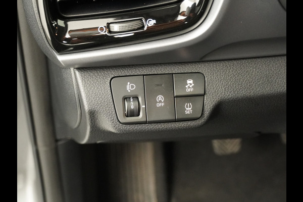 Kia Stonic 1.0 T-GDi MHEV DynamicPlusLine - Apple/Android Carplay - Navigatie - Cruise Control - Stoel/Stuurverwarming - Lichtmetalen Velgen - Fabrieksgarantie t/m 28-01-2032