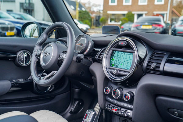 MINI Cabrio 2.0 Cooper S Hammersmith | Cabriolet | Camera | Dealer onderhouden | Stoelverwarming | Luxe Leder | NAP |
