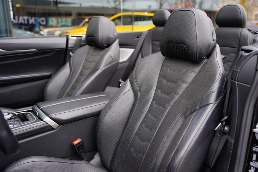 BMW 8 Serie 840I X-Drive High Executive / Bowers & Wilkins / M-Pakket