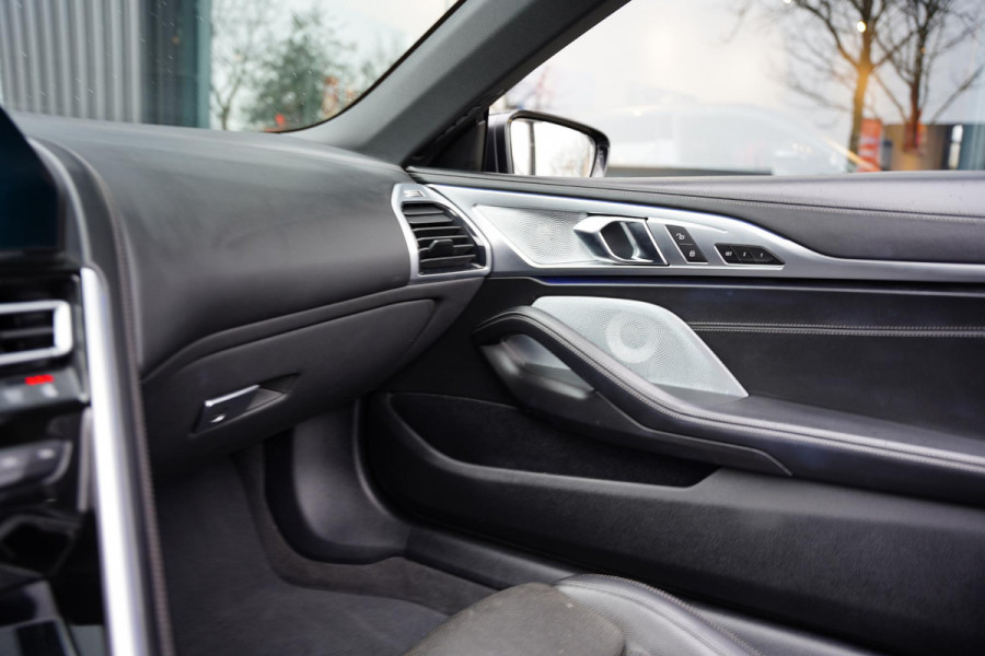 BMW 8 Serie 840I X-Drive High Executive / Bowers & Wilkins / M-Pakket