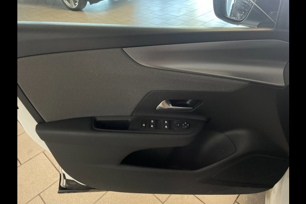 Opel Mokka 1.2 Edition 100PK AIRCO NAVI CRUISE APPLE CARPLAY ANDROID AUTO CAMERA STOELVER STUURVERW ZWARTE VELGEN PDC NIEUWSTAAT