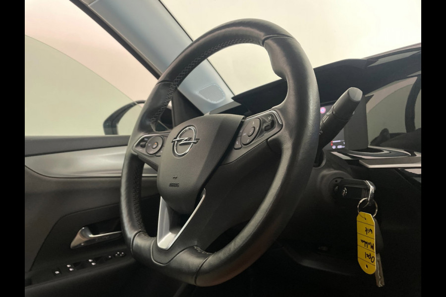 Opel Mokka 1.2 Edition 100PK AIRCO NAVI CRUISE APPLE CARPLAY ANDROID AUTO CAMERA STOELVER STUURVERW ZWARTE VELGEN PDC NIEUWSTAAT