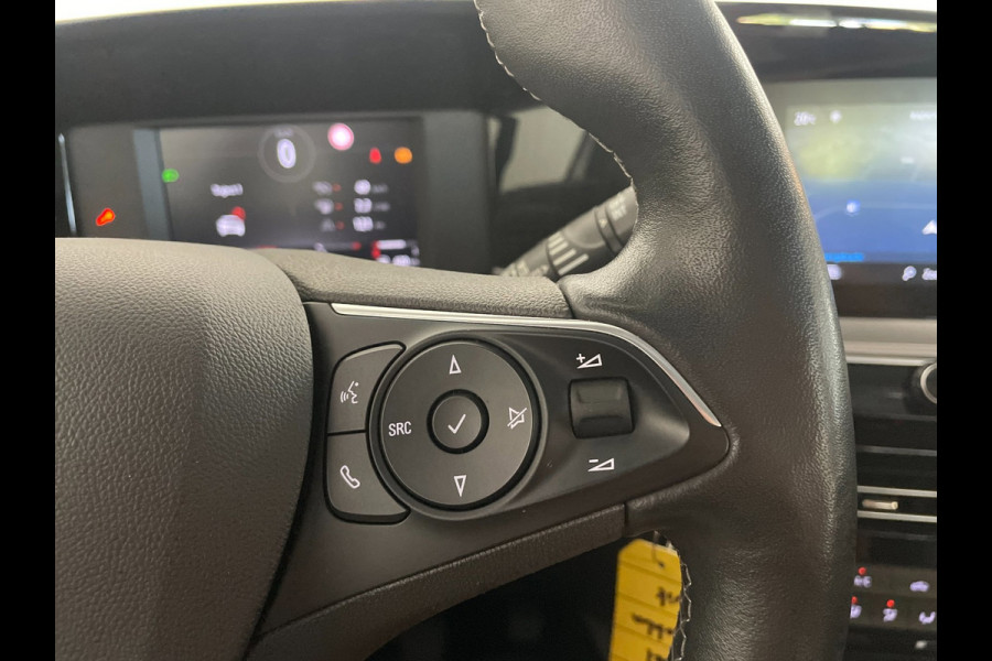 Opel Mokka 1.2 Edition 100PK AIRCO NAVI CRUISE APPLE CARPLAY ANDROID AUTO CAMERA STOELVER STUURVERW ZWARTE VELGEN PDC NIEUWSTAAT