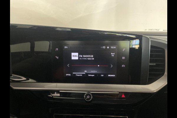 Opel Mokka 1.2 Edition 100PK AIRCO NAVI CRUISE APPLE CARPLAY ANDROID AUTO CAMERA STOELVER STUURVERW ZWARTE VELGEN PDC NIEUWSTAAT