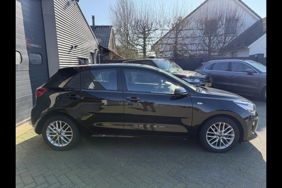 Kia Rio 1.0 TGDI ComfortPlusLine Navigator | Navigatie | Camera | DAB | Lichtmetalen Velgen |