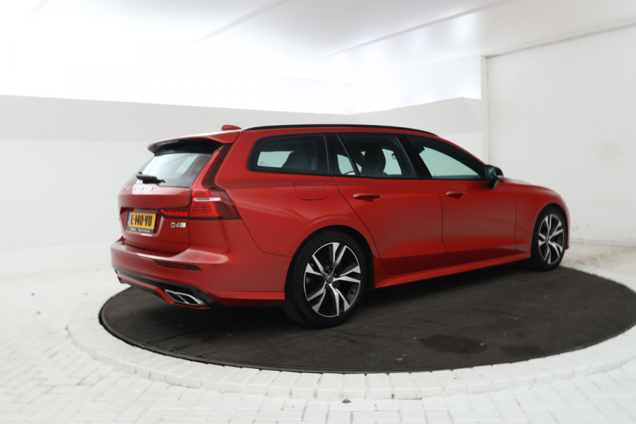 Volvo V60 2.0 D4 R-Design Sport pack, Leer, Climate, Trekhaak
