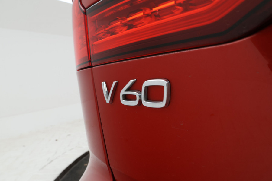 Volvo V60 2.0 D4 R-Design Sport pack, Leer, Climate, Trekhaak
