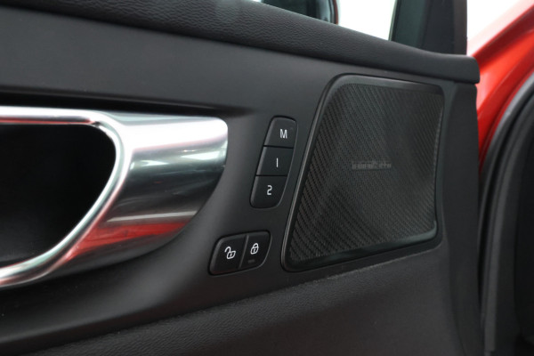 Volvo V60 2.0 D4 R-Design Sport pack, Leer, Climate, Trekhaak
