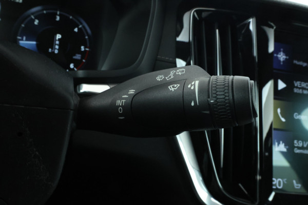 Volvo V60 2.0 D4 R-Design Sport pack, Leer, Climate, Trekhaak