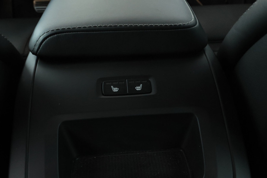 Volvo V60 2.0 D4 R-Design Sport pack, Leer, Climate, Trekhaak