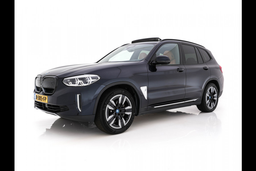 BMW iX3 High Executive 80 kWh [ 3-Fase -11kW] {SOH-98%} (INCL-BTW) Aut. *PANO | LEATHER | HARMAN/KARDON | FULL-LED | BLINDSPOT | MEMORY-PACK | DIGI-COCKPIT | HEATED-SPORTSEATS | KEYLESS | TOPVIEW | DAB+ | NAVI-FULLMAP | HEAD-UP | ...