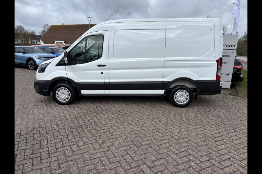 Ford Transit 310 2.0 TDCI L2H2 Trend | SCI |  130pk Cruise control | Voorruit verwarming | Parkeersensoren | 3 zits | Bluetooth