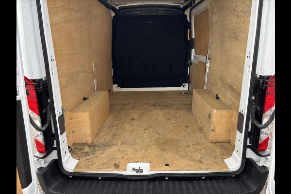 Ford Transit 310 2.0 TDCI L2H2 Trend | SCI |  130pk Cruise control | Voorruit verwarming | Parkeersensoren | 3 zits | Bluetooth
