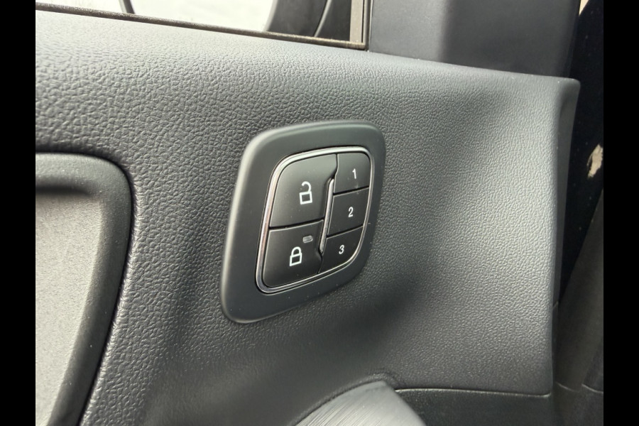 Ford Kuga 2.5 PHEV ST-Line X TREKHAAK! PANODAK! WINTERPACK! DRIVERPACK!