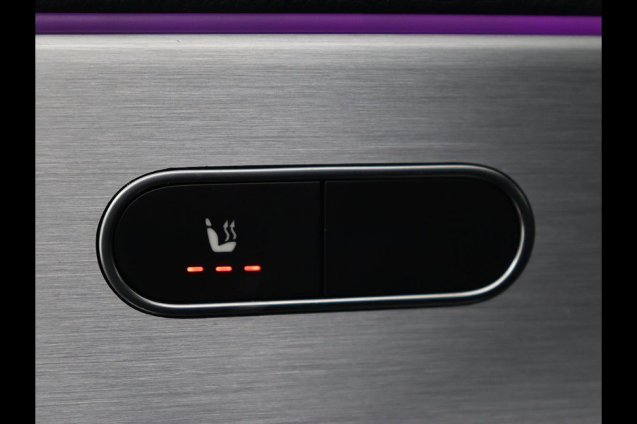 Mercedes-Benz CLA-Klasse Shooting Brake 250e AMG Limited | Stoelverwarming | Carplay | Leder/Alcantara | Camera | Sfeerverlichting | Navigatie | Park Assist | Widescreen | Dodehoek detectie | PHEV | Plug In