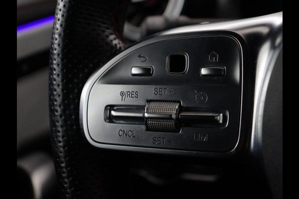 Mercedes-Benz CLA-Klasse Shooting Brake 250e AMG Limited | Stoelverwarming | Carplay | Leder/Alcantara | Camera | Sfeerverlichting | Navigatie | Park Assist | Widescreen | Dodehoek detectie | PHEV | Plug In