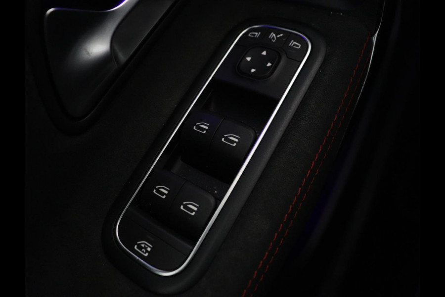 Mercedes-Benz CLA-Klasse Shooting Brake 250e AMG Limited | Stoelverwarming | Carplay | Leder/Alcantara | Camera | Sfeerverlichting | Navigatie | Park Assist | Widescreen | Dodehoek detectie | PHEV | Plug In