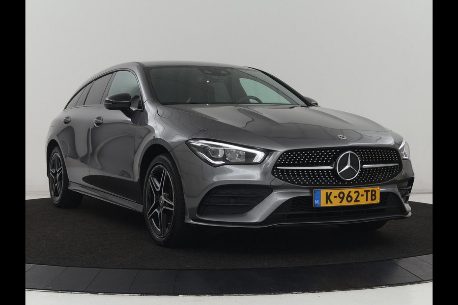 Mercedes-Benz CLA-Klasse Shooting Brake 250e AMG Limited | Stoelverwarming | Carplay | Leder/Alcantara | Camera | Sfeerverlichting | Navigatie | Park Assist | Widescreen | Dodehoek detectie | PHEV | Plug In