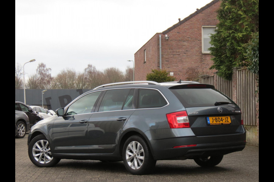 Škoda Octavia Combi 1.5 TSI 150PK Greentech Business Edition AUTOMAAT | DEALER ONDERHOUDEN | STOELVERWARMING | HALF LEDER | NAVI |