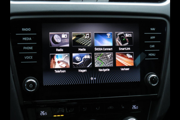 Škoda Octavia Combi 1.5 TSI 150PK Greentech Business Edition AUTOMAAT | DEALER ONDERHOUDEN | STOELVERWARMING | HALF LEDER | NAVI |