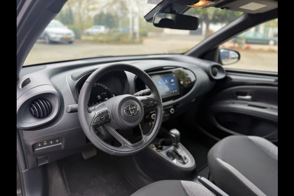 Toyota Aygo X 1.0 VVT-i S-CVT Play Automaat stoelverwarming, keyless etc (RIJKLAARPRIJS)
