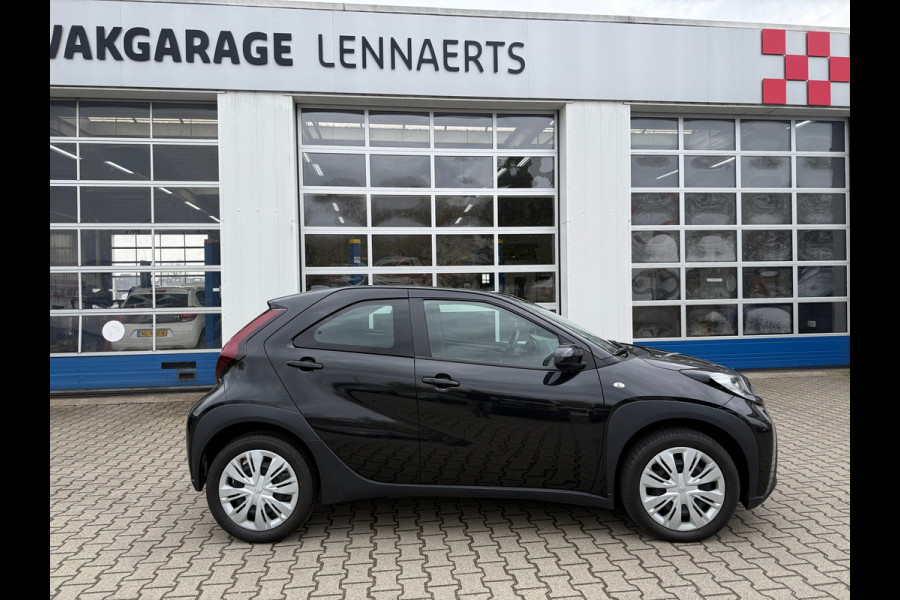 Toyota Aygo X 1.0 VVT-i S-CVT Play Automaat stoelverwarming, keyless etc (RIJKLAARPRIJS)